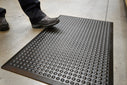 COBA Bubblemat Nitrile Oil Resistant Anti-Fatigue Mat