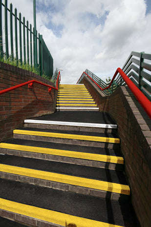 COBAGRiP GRP Anti-Slip Stair Tread