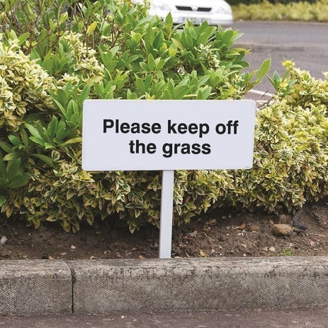 Please Keep Off The Grass Verge Sign 450x150mm (Post 800mm)
